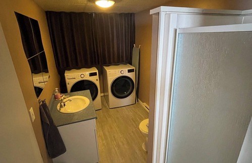 Lac-Superieur House | Private studio apartment, only minutes away from the world renowned ski resort