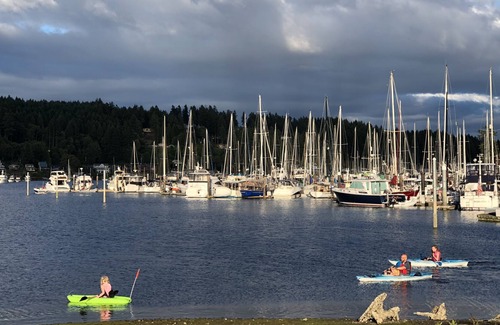 Gig Harbor Apartment | Private studio by the harbor