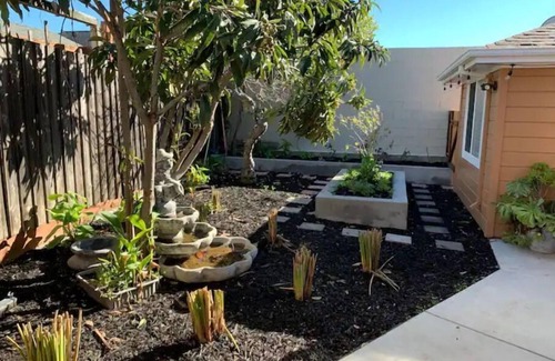 Castro Valley House | Private Studio/Downtown/Free Washer/Dryer/Fast Wi-Fi