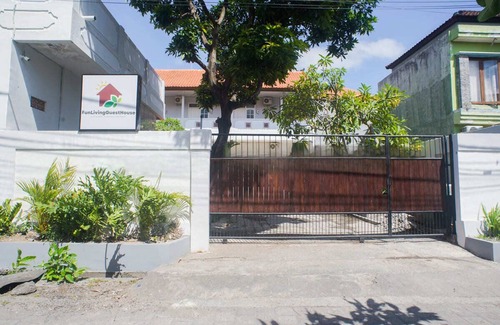 Pemecutan Kelod Apartment | Private Studio Escape Near Kuta & Seminyak