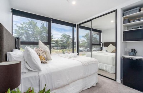 Braddon Apartment | Private Studio Room in the Heart of Braddon