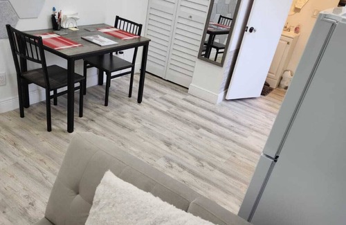 Lake Worth Apartment | Private studio with working space, in Lake Worth Beach
