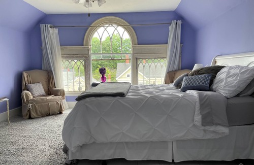 Southern Coast Bed & Breakfast | Private suite.entire 3rd floor.