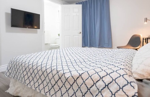 Sudbury Apartment | Private Suite With Full Kitchen