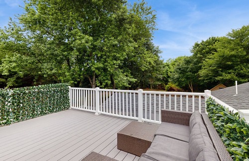 Oak Bluffs Apartment | Private suite with roof deck, near golf, bus stop, shops, and trails