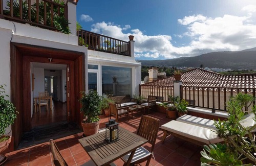 La Mancha Apartment | Private sun terraces with ocean/volcano views [I]