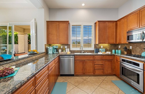 La Quinta House | Private SW Pool & Spa, Tennis, Gym, Single story, 2 King Bedroom Ensuite's