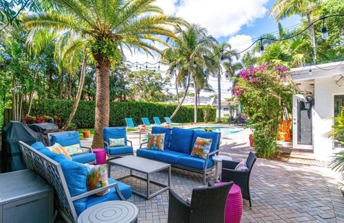 Lake Ida Shores House | Private Tropical Paradise in Delray Beach, Coastal Designer home , Pool