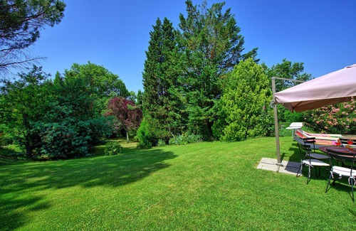 Terranuova Bracciolini Villa | Private Villa with private pool, WIFI, TV, patio, pets allowed, panoramic view, close to Arezzo