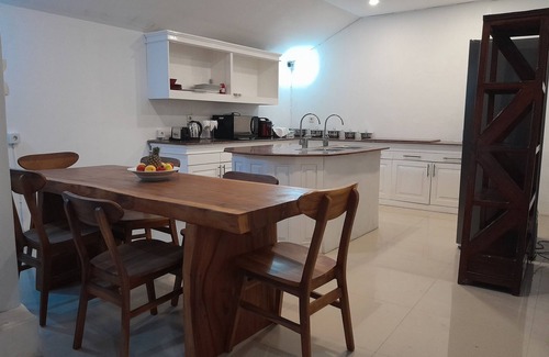Central Seminyak Villa | Private villa in center of seminyak. close to beach,restaurants,supermarket, etc