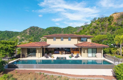 Brasilito Villa | Private Villa in Mar Vista | Infinity Pool | 5 bd