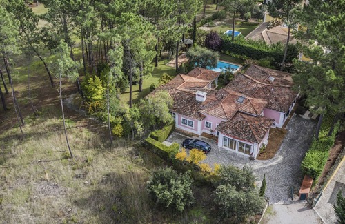 Quinta Do Conde Villa | Private villa in the Quinta do Peru Golf Condominium with pool and capacity for 10pax