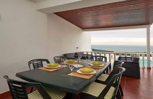 Ericeira Villa | Private villa, sea front, private pool, games room, fast Wifi