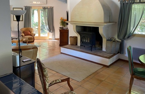 Bargemon Villa | Private villa surrounded by beautiful scenery ideal for families and friends