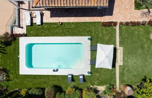 Gambassi Terme Villa | Private Villa with private pool, WIFI, A/C, TV, balcony, pets allowed, close to San Gimignano