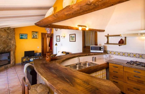 Valldemossa Villa | Private villa with stunning view.