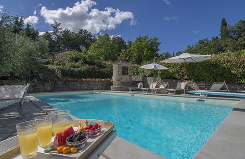 Borgo San Lorenzo Villa | Private Villa with private pool, A/C, WIFI, sauna, hot tub, TV, patio, pets allowed, panoramic view