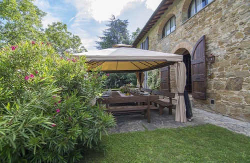 Borgo San Lorenzo Villa | Private Villa with private pool, A/C, WIFI, sauna, hot tub, TV, patio, pets allowed, panoramic view