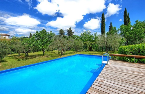 Certaldo Villa | Private Villa with private pool, WIFI, A/C, TV, patio, panoramic view, close to San Gimignano