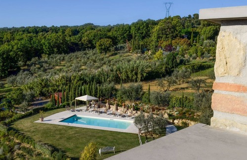 Iano Villa | Private Villa with WIFI, private pool, A/C, TV, terrace, panoramic view, close to San Gimignano