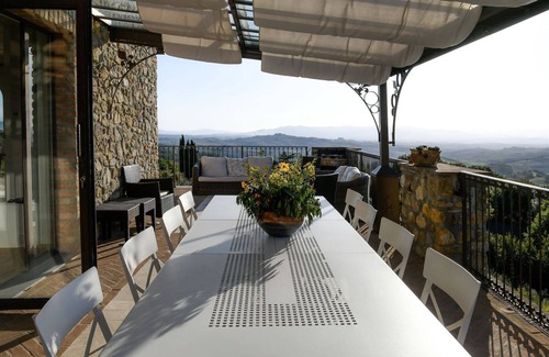 Iano Villa | Private Villa with WIFI, private pool, A/C, TV, terrace, panoramic view, close to San Gimignano