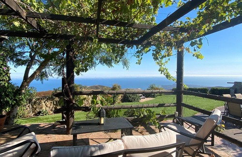 Malibu House | Private Vineyard Estate Overlooking Pacific Ocean