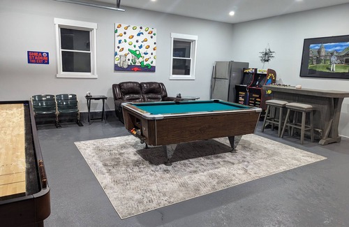Hampton Bays House | Private-Walk to the Beach-Large Yard-Heated Pool-Game Room-77" TV-All You Need!
