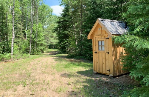 Carlow/Mayo Cottage | Private Waterfront 5 Acre Property, Fishing, Kayaks, Private Trail