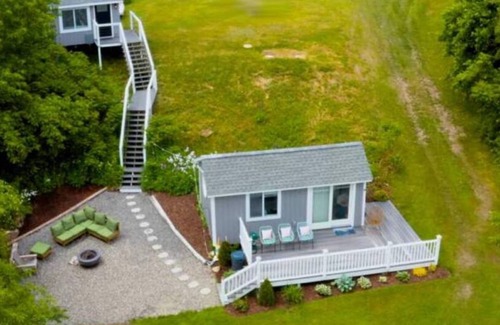 Winterport House | Private Waterfront Cottage