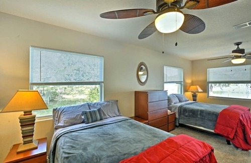 Ocklawaha Other | private Waterfront with pool table and hot tub