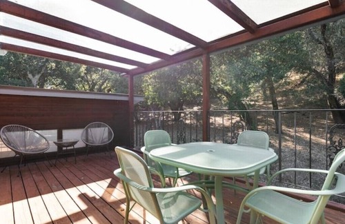 Atascadero House | Private, wooded home and a modern designnn