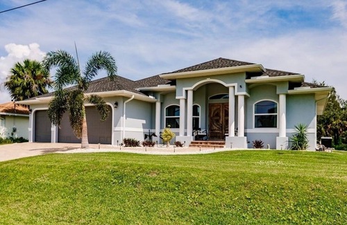Punta Gorda House | Privately Owned Home – Private Pool, Dock and Canal Views, quiet cul-de-sac.