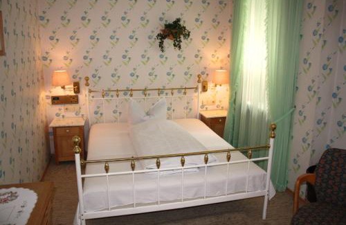 Usseln House | Privathotel Brügges Loui