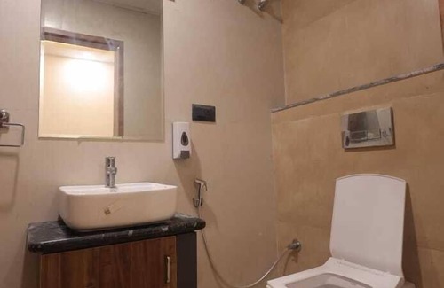 Vrindavan House | PriyaKunj Dham Guest House