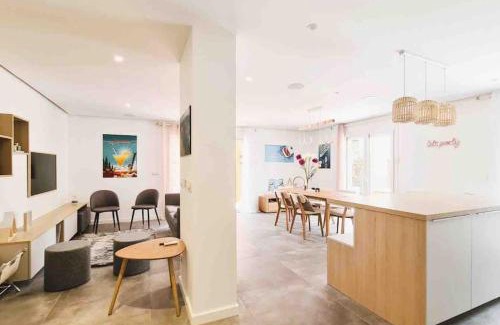 Annecy-le-Vieux Apartment | Proche du lac et des commerces, appartement neuf, au calme, avec 3 chambres et une grande terrasse