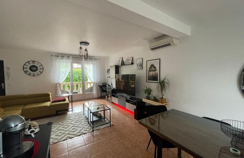 Gournay-sur-Marne House | Proche Paris et Disney Maison 90 M2 CLIMATISÉ bord de Marne