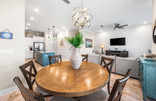 Panama City Beach House | Prominence 30A | Golf Cart + Bikes | 2 Pools