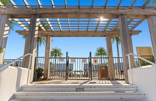 Santa Rosa Beach House | Prominence on 30A Hakuna Matata - Next to the Pool! Free Golf, Sleeps 10