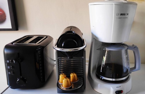 Frejus Plage Apartment | PROMO 31/08-7/09 close to all amenities! Air conditioning,Wifi, car park,2terrac