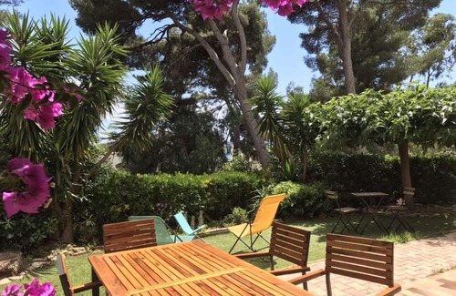 La Seyne-sur-Mer Apartment | Promo Magnifique T3 rez Jardin - vue mer