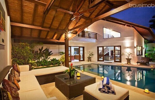Central Seminyak Villa | Promo Rate Seminyak Prime Location Suitable for Big Family