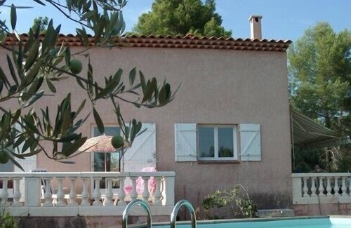 La Verdiere House | PROMOTION Pretty villa with swimming pool & terraces near the lakes of Verdon 10 prs