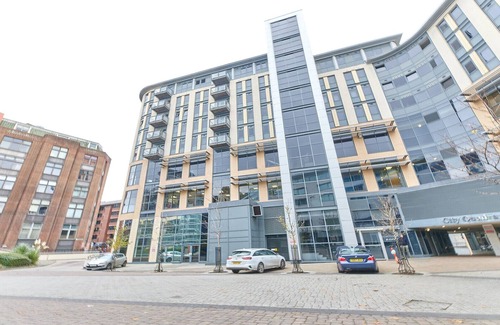 Newcastle-upon-Tyne Apartment | Properties Unique | Grainger