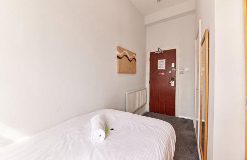 Jesmond House | Properties Unique Dene Rooms - Single Room