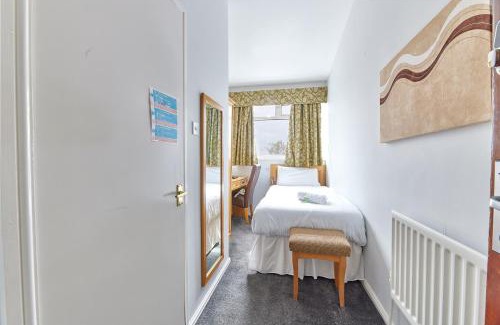 Jesmond House | Properties Unique Dene Rooms - Single Room