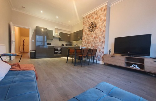 Seafront Apartment | Property located in Brighton city centre, in close proximity to main attractions