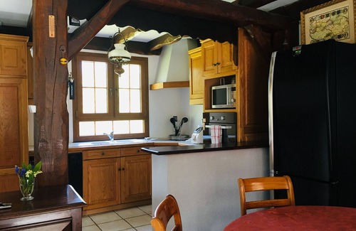 La Ferte-Saint-Cyr Cottage | PROPERTY WITH 3 * HEATED POOL