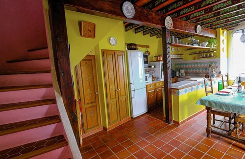 Mimet Apartment | Property with magnificent views of Cezanne's mountain "Sainte Victoire".