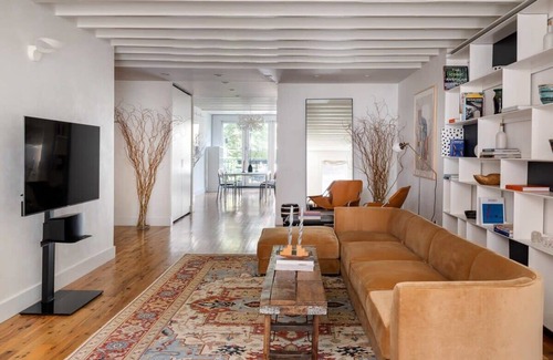Gowanus House | Prospect Lane by RoveTravel | Chic TH w/Patio