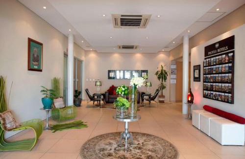 Windhoek West Hotel | Protea Hotel by Marriott Windhoek Furstenhof